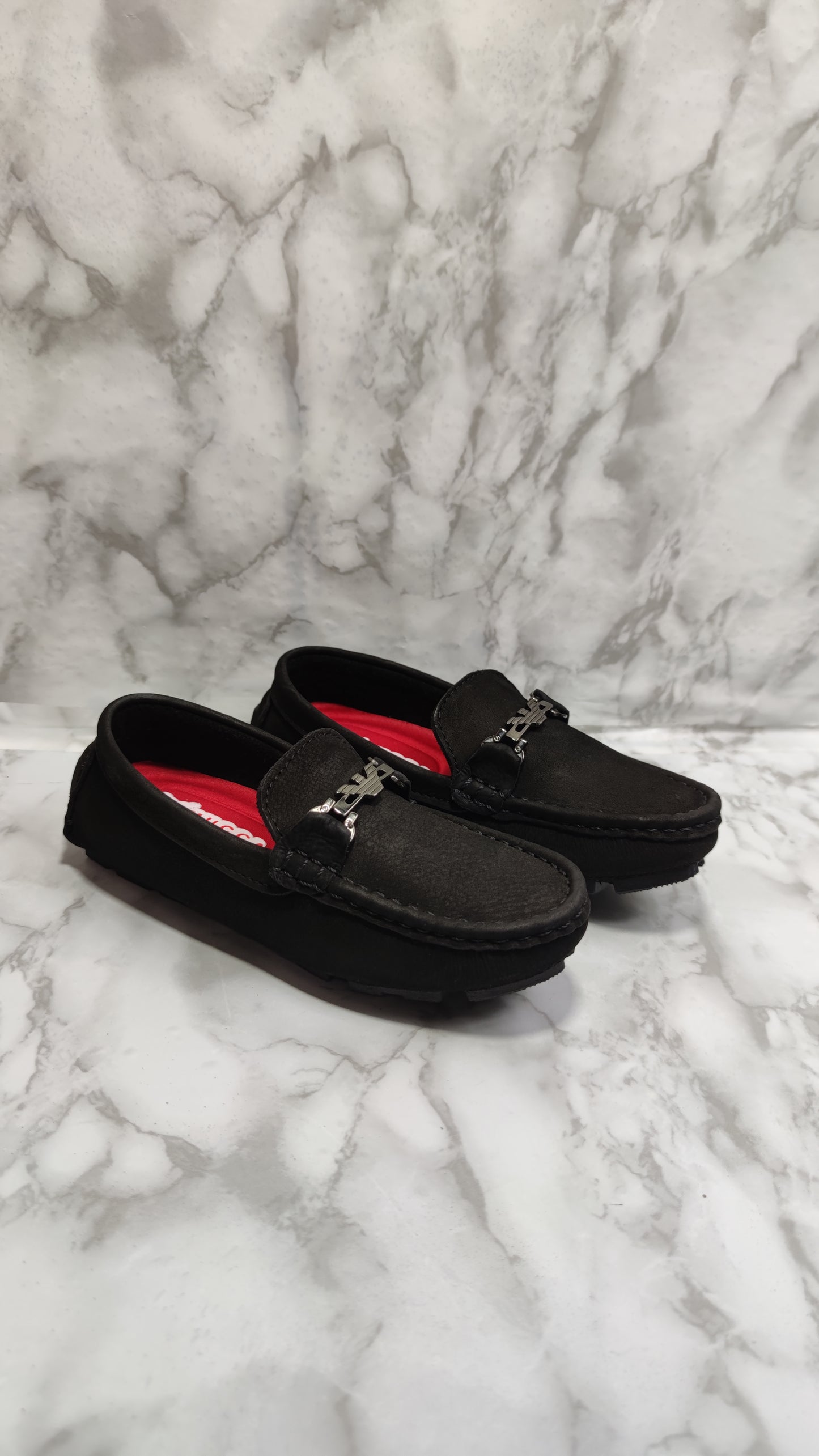 REF:034 NOBUCK NEGRO