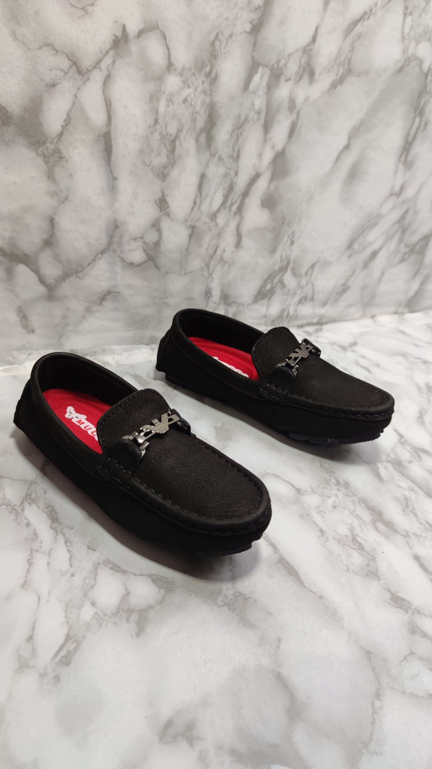 REF:034 NOBUCK NEGRO