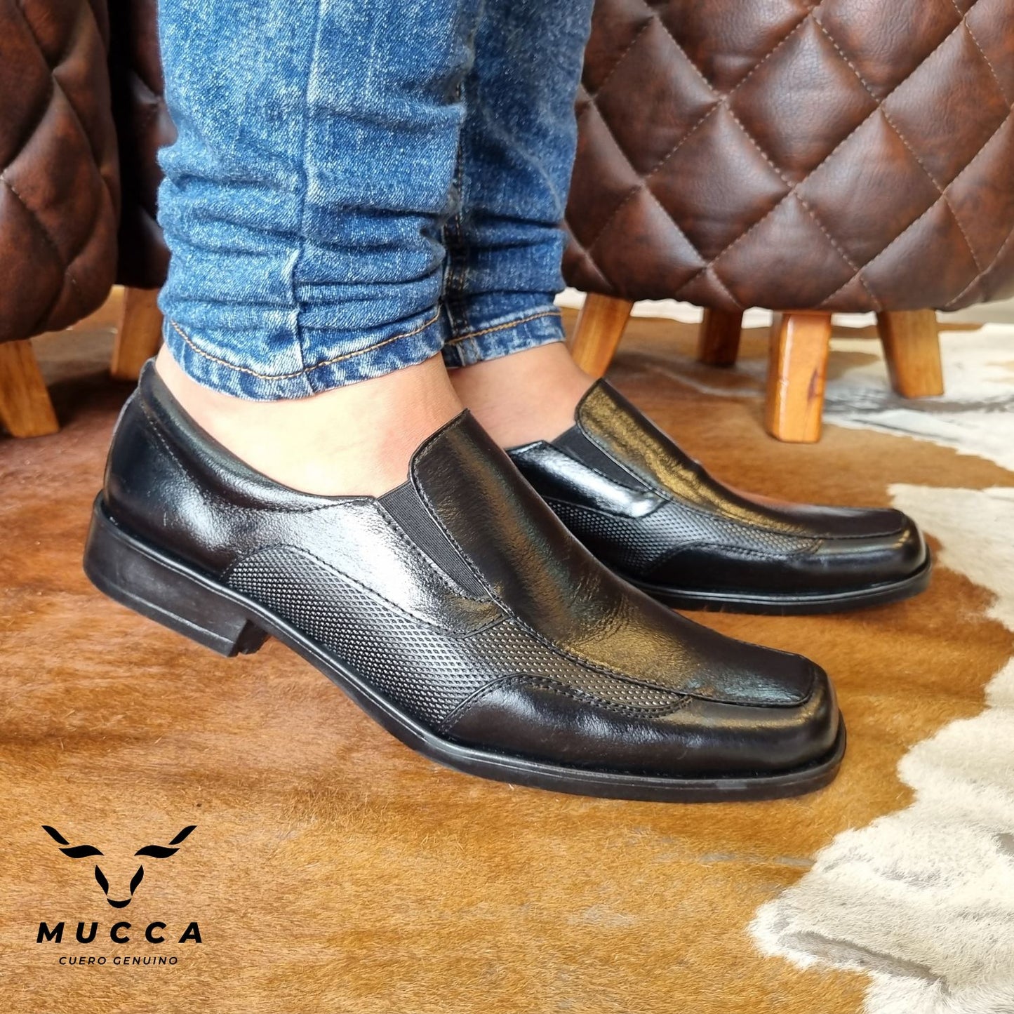 REF: 623 Negro - Clasico