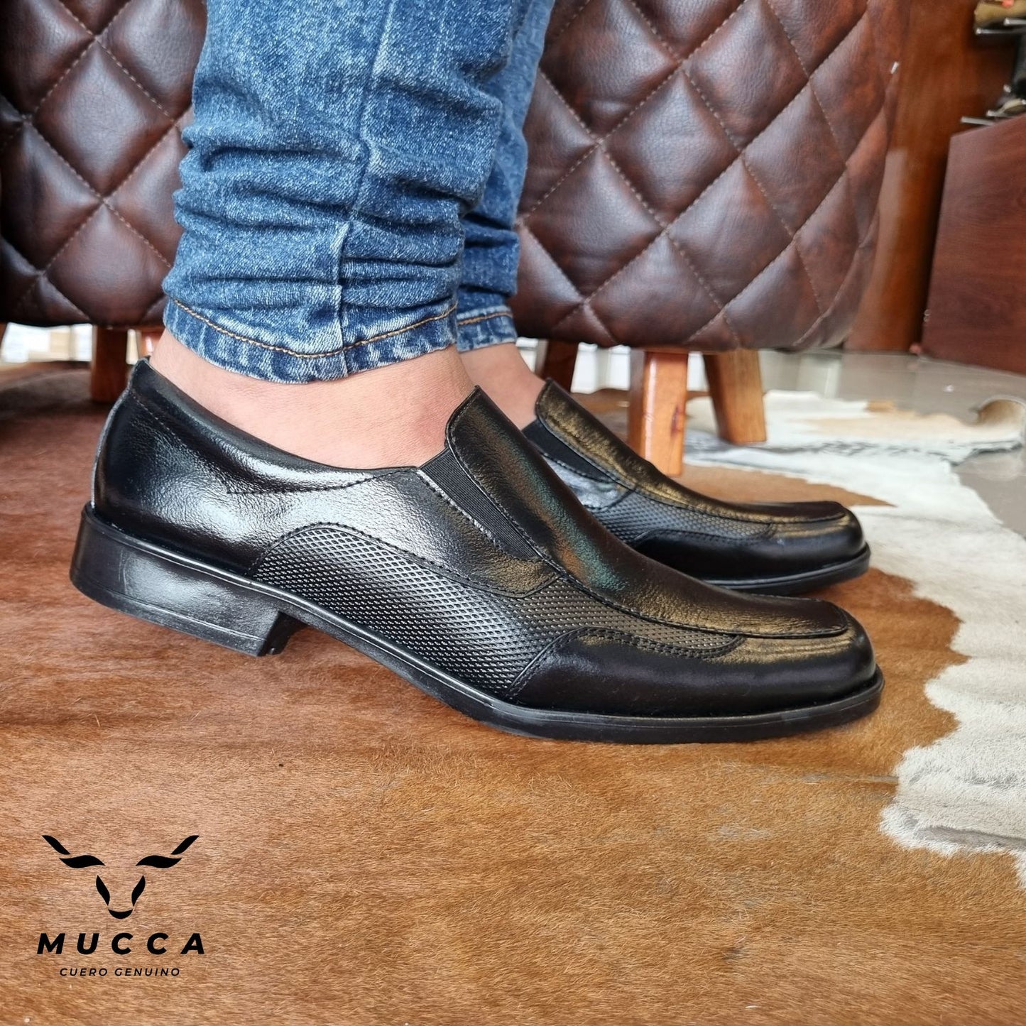 REF: 623 Negro - Clasico