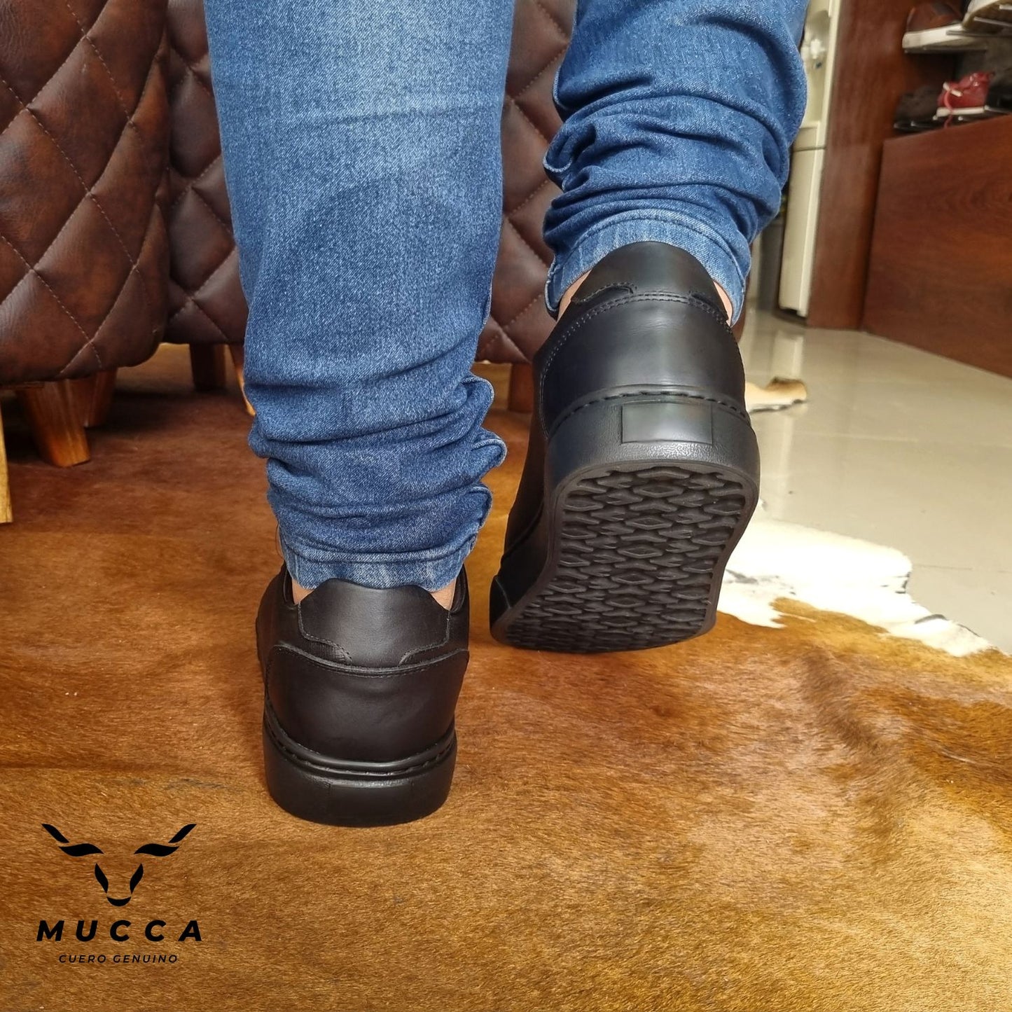 REF: 104 Filadelfia Negro – Van